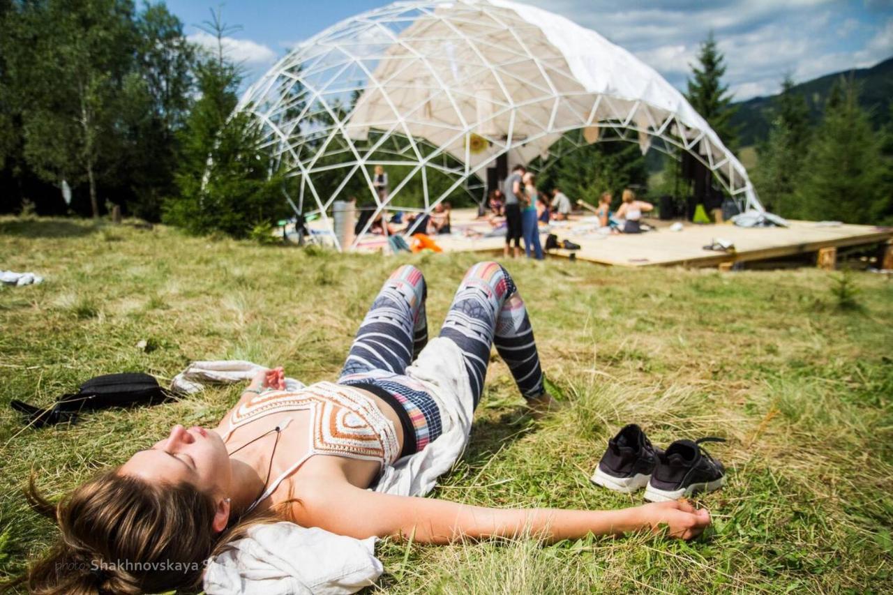 Eco Glamping - Carpathians. Retreat Hub Dzin Space Verkhovyna Eksteriør billede