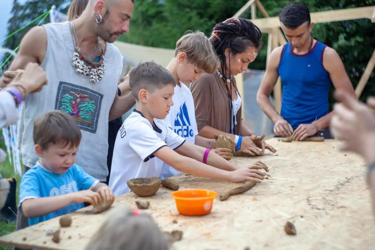 Eco Glamping - Carpathians. Retreat Hub Dzin Space Verkhovyna Eksteriør billede